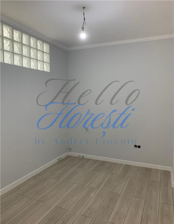 Apartament cu 4 camere, in zona Horea