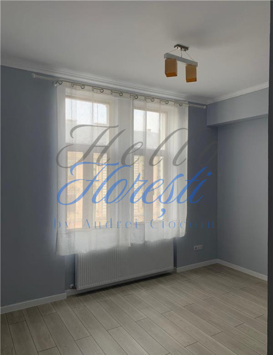 Apartament cu 4 camere, in zona Horea