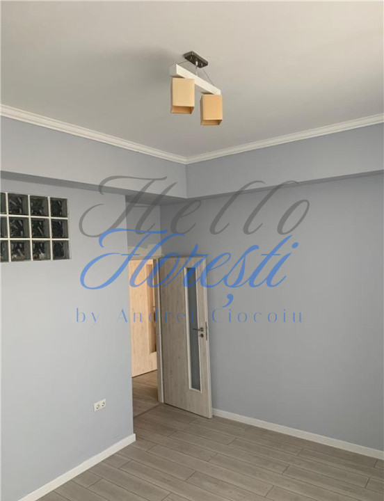 Apartament cu 4 camere, in zona Horea