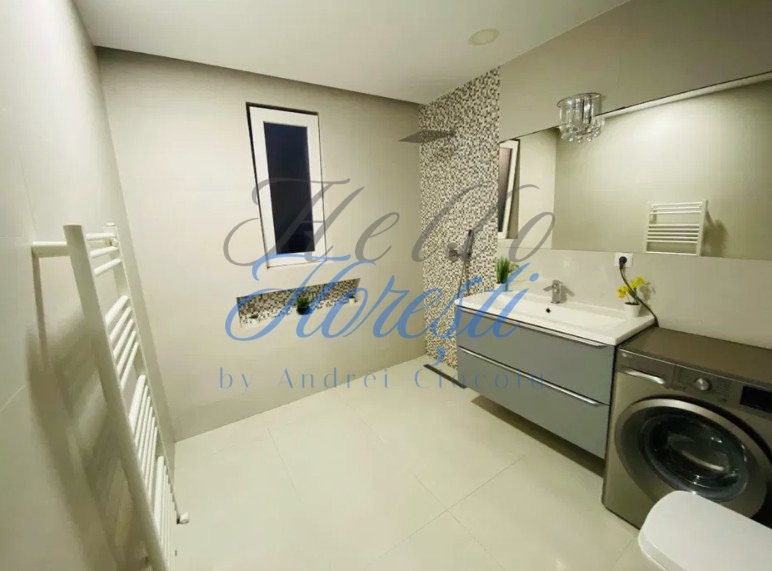 Apartament 61 mp - 3 camere - parcare - zona Terra, Floresti!