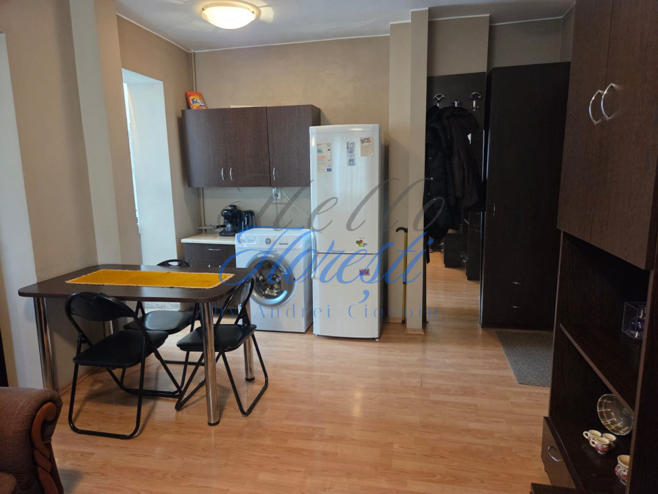 Apartament cu 2 camere semidecomandate, in zona Manastur