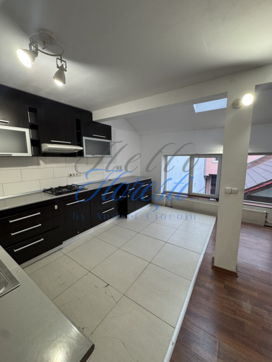 Apartament 3 camere 120mp pe doua nivele | Zona Centrala | Cluj