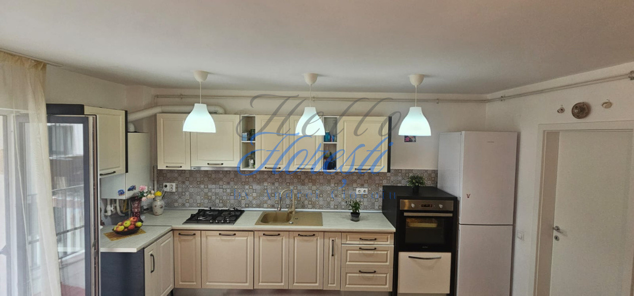 Apartament 2 camere 66 mp + balcon 2.81 mp in Floresti zona Eroilor 