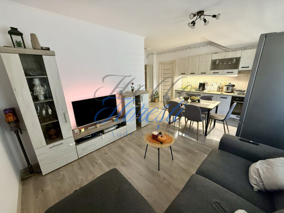 Apartament 2 camere 43  mp + balcon 7.8 mp in Floresti zona Sub cetate 