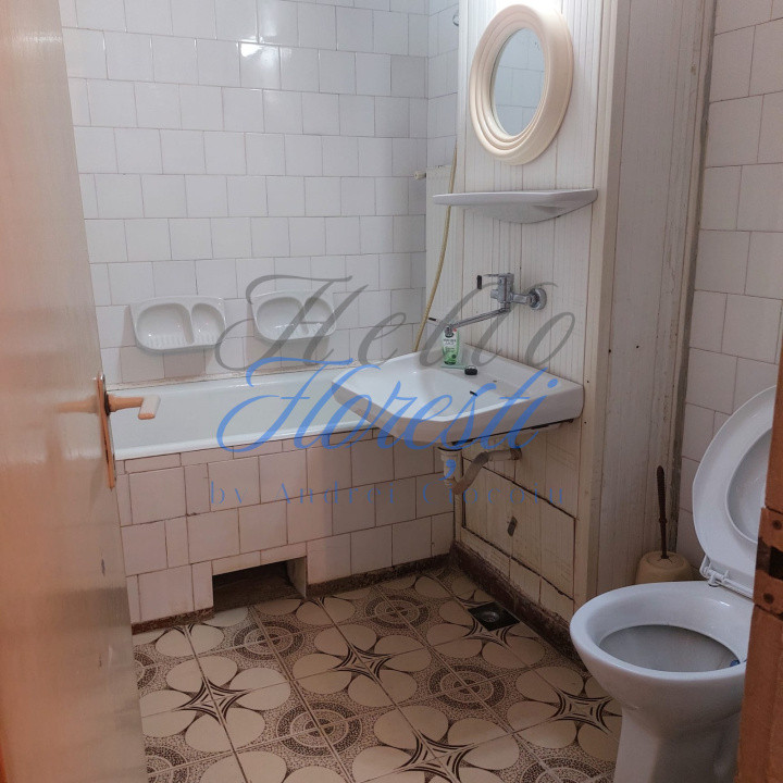 Apartament 3 camere de inchiriat 2 bai 65 mp in Cluj zona Manastur 