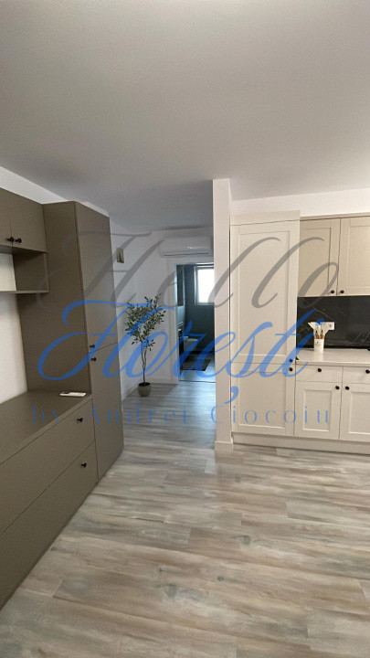 Apartament 3 camere, decomandat, bloc nou, 2 parcari zona Tineretului