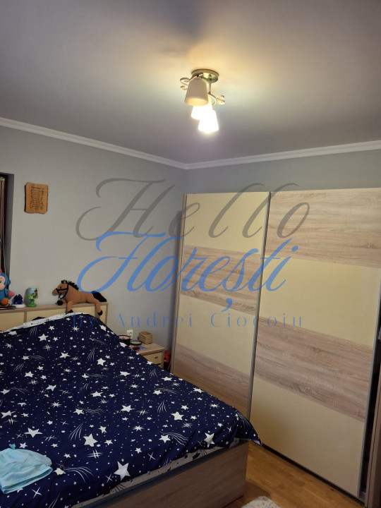 Apartament 3 camere, 2 balcoane, zona Subcetate