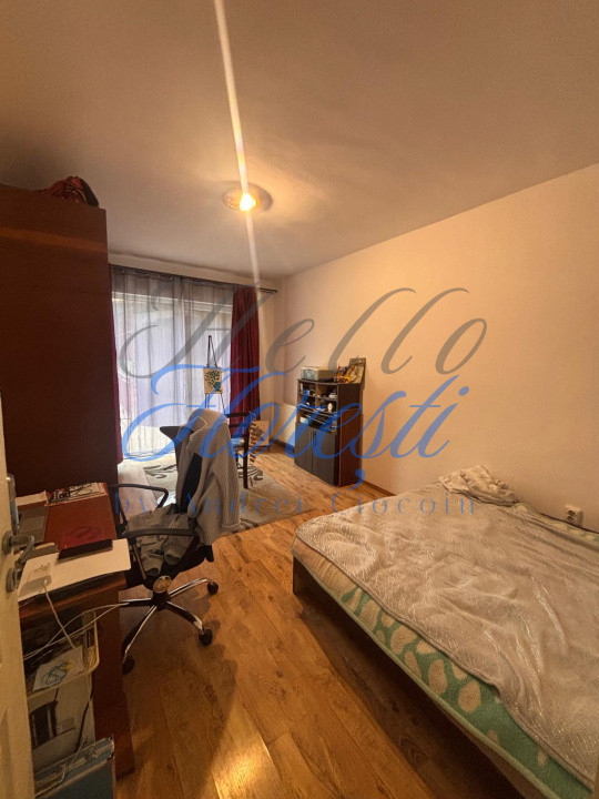 Apartament 2 camere decomandat,  zona Porii