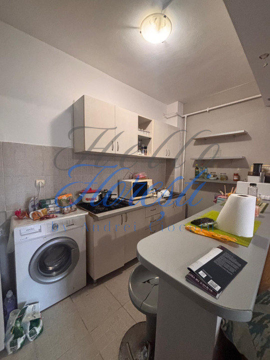 Apartament 2 camere decomandat,  zona Porii