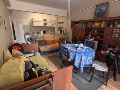 Apartament 2 camere decomandat,  zona Porii