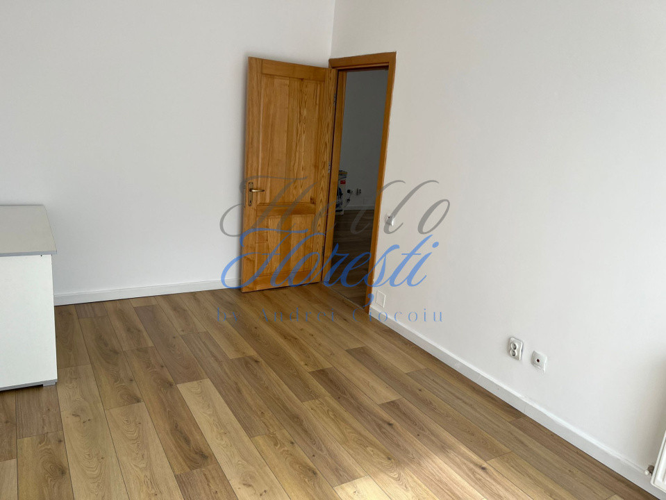 Penthouse 3 camere 60mp, 20 mp terasa, 2 parcari disponibile, zona BMW!