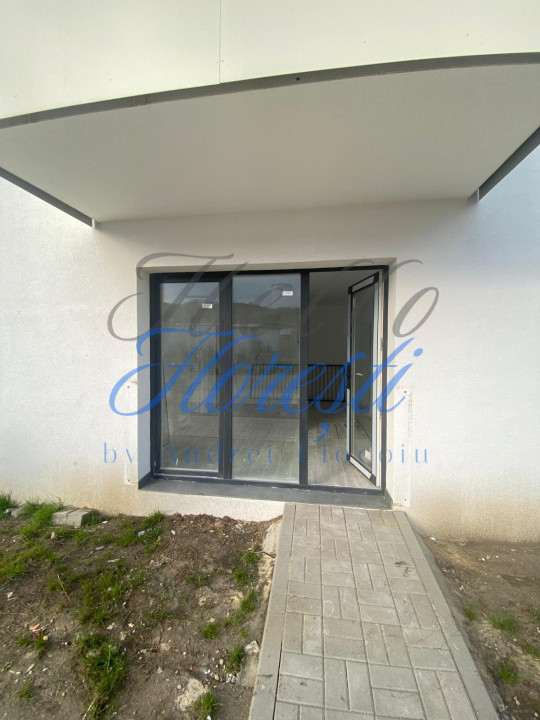 Inchiriez spatiu comercial , 3 camere, Urusagului, Floresti