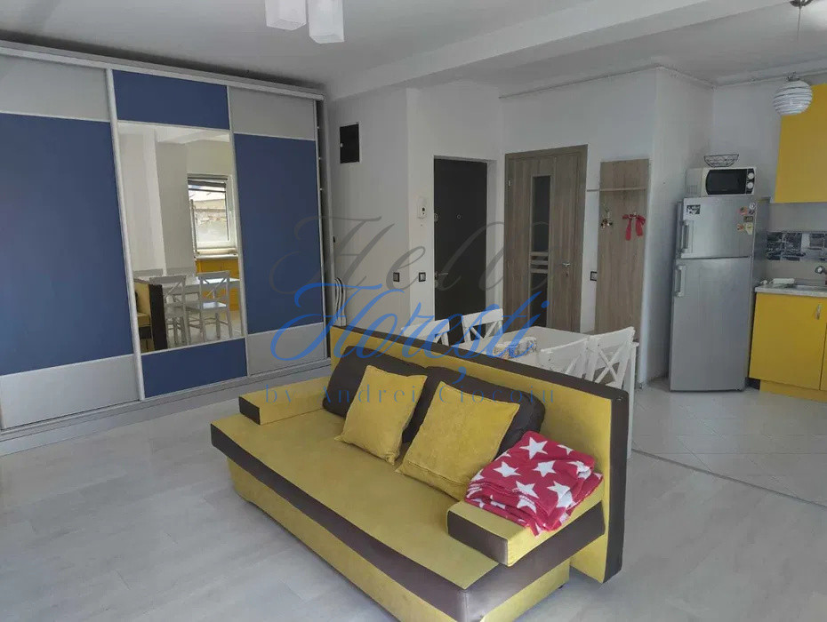 Apartament de inchiriat 3 camere 2 bai in Cluj zona Centrala 