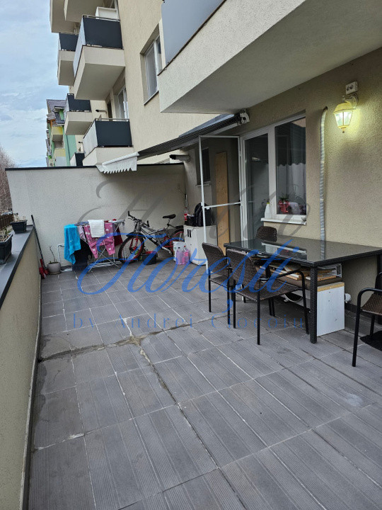 Se inchiriaza apartament cu 3 camere, in Floresti|Florilor