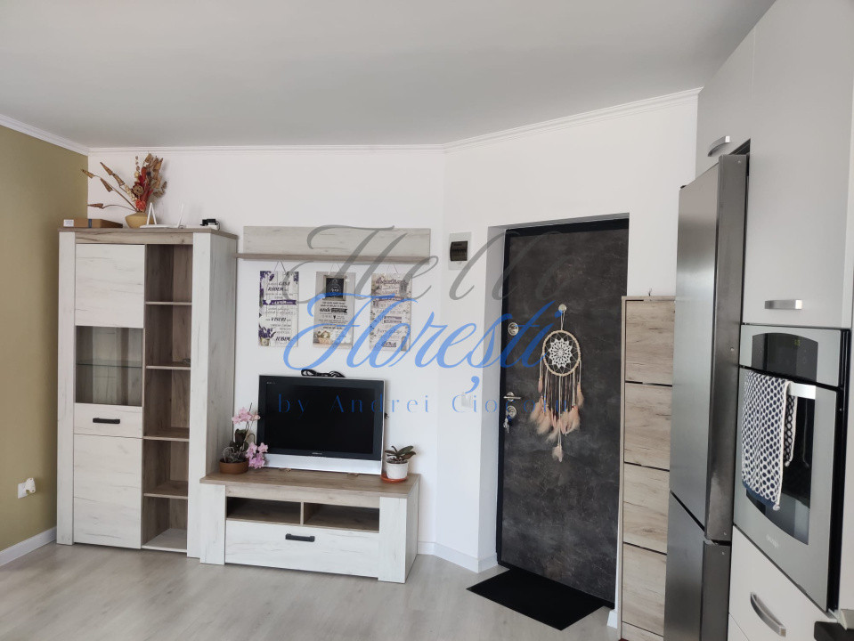 Inchiriere apartament 2 Camere 45mp + Parcare | Zona Tauti | Floresti