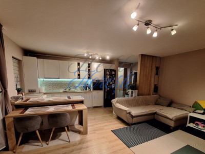 Apartament 3 camere 65mp + Parcare Exterioara | Zona Terra | Floresti