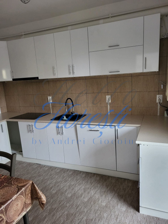 Apartament 3 camere 68mp + Parcare, Zona Porii | Floresti