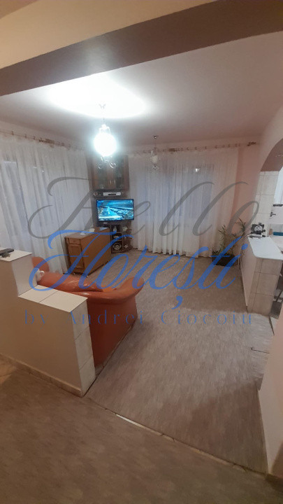 Casa individuala 7camere 140.80mp, garaj,463 mp teren zona Stadionului 