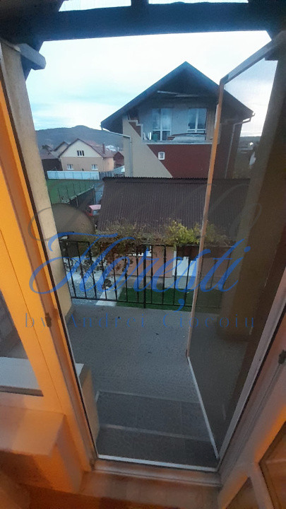 Casa individuala 7camere 140.80mp, garaj,463 mp teren zona Stadionului 