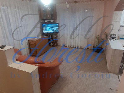 Casa individuala 7camere 140.80mp, garaj,463 mp teren zona Stadionului 