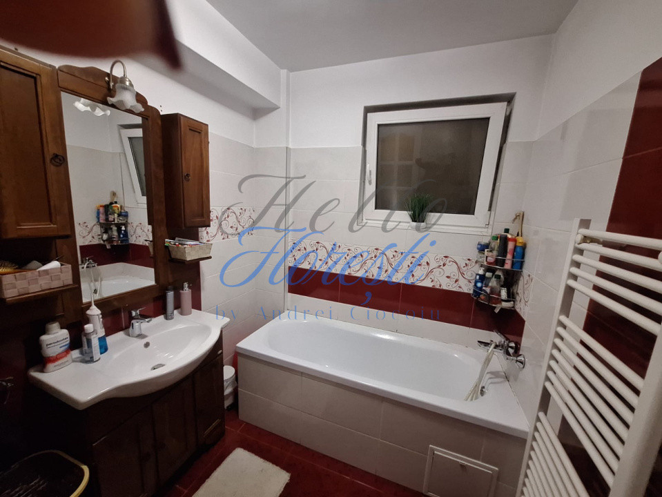 Apartament 3 camere 67mp + 77mp Gradina+ Parcare, Zona Tineretului