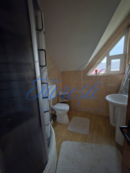 Casa individuala 4 camere, 2 bai, teren generos Gilau