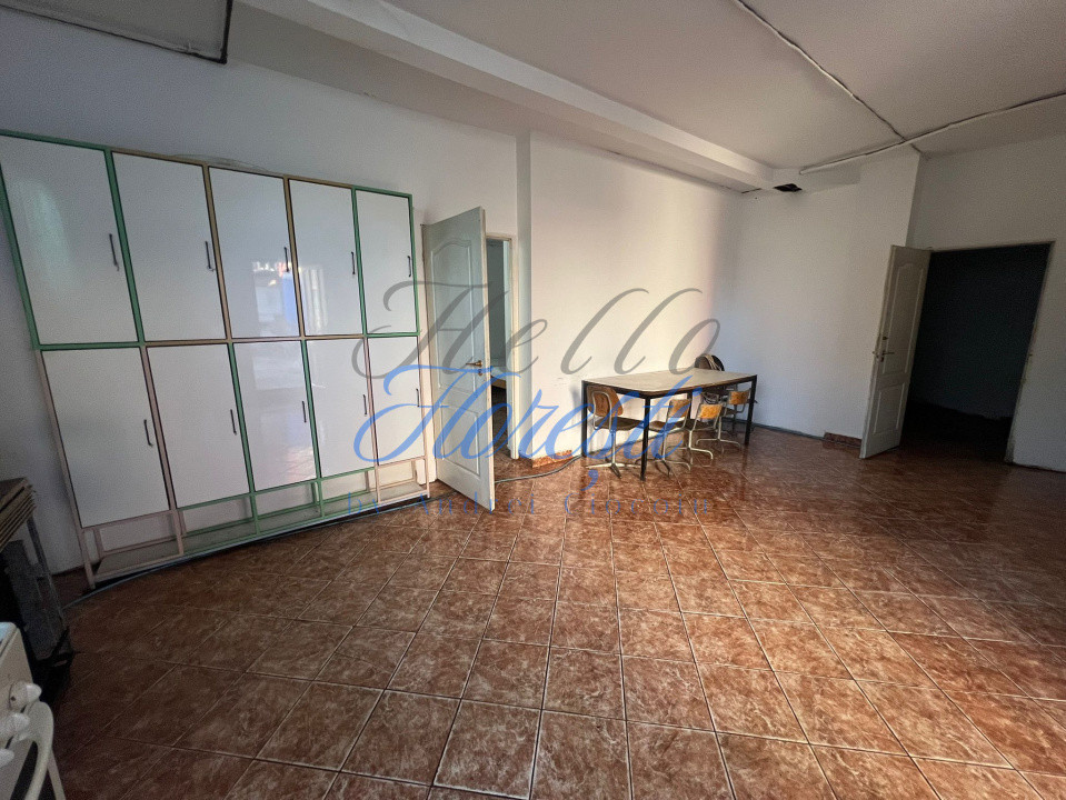 Apartamente de inchiriat la curte comuna pentru muncitori, in zona Chinteni