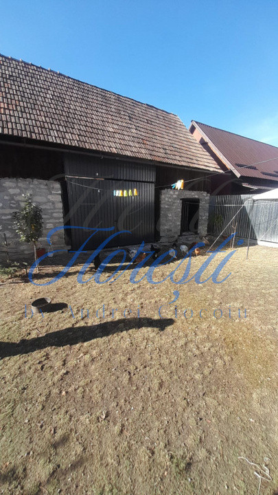 Casa individuala 4 camere 124 mp,4000 mp teren zona Cuzaplac 