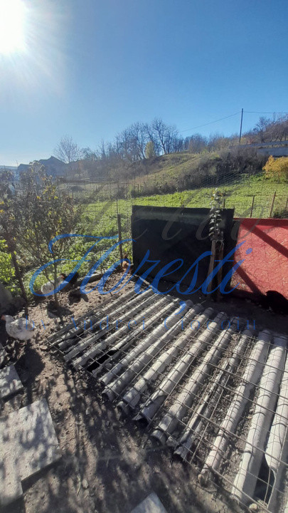 Casa individuala 4 camere 124 mp,4000 mp teren zona Cuzaplac 