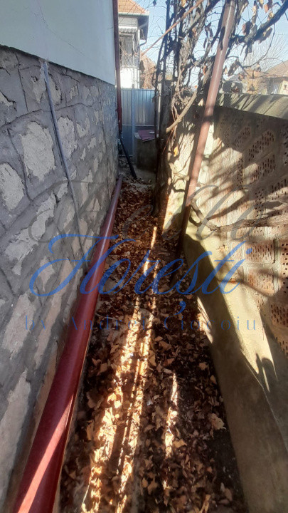 Casa individuala 4 camere 124 mp,4000 mp teren zona Cuzaplac 