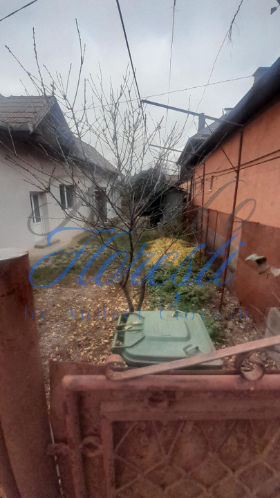 Casa individuala 2 camere 109 mp cu gradina 792 mp zona Muzeul Apei Floresti