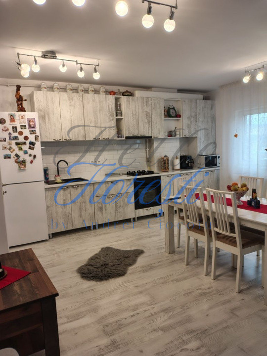 Apartament de vanzare, 57 mp, 2 camere, Floresti|Sesu de sus