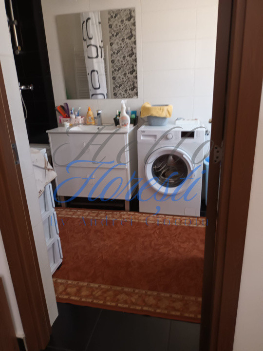 Apartament la casa cu 2 camere Centru