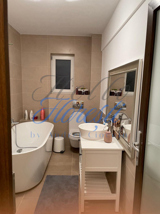 Apartament 3 camere, decomandat, zona Muzeul Apei