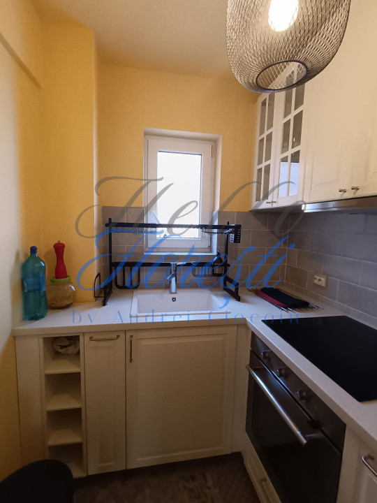 Apartament 3 camere, decomandat, zona Muzeul Apei