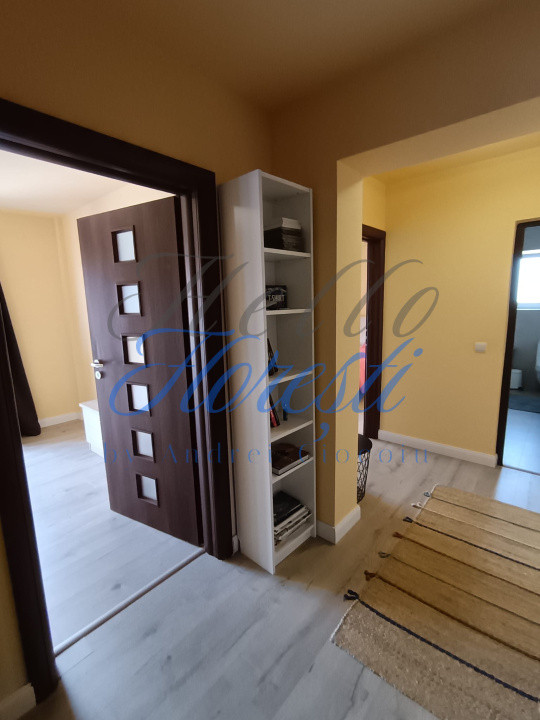 Apartament 3 camere, decomandat, zona Muzeul Apei