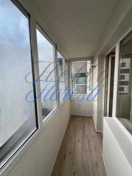 Apartament 3 camere, 65mp | Zona Vivo | Floresti |