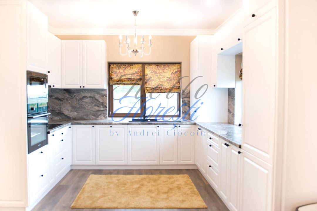 Casa ultrafinisata 4 camere, 2 bai, 140mp utili, 500 mp teren, view superb