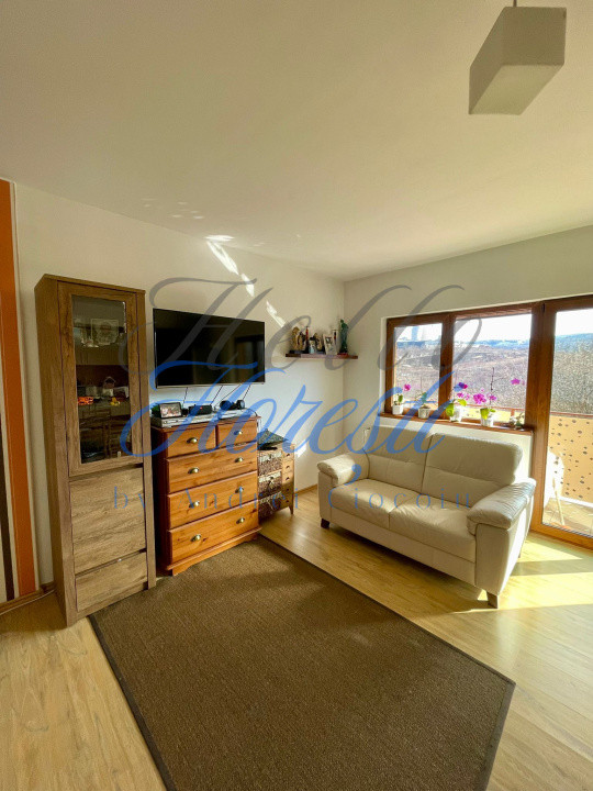 Apartament 3 camere + parcare, zona Campului , Cluj