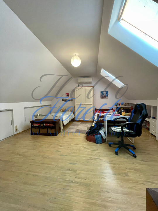 Apartament 3 camere + parcare, zona Campului , Cluj