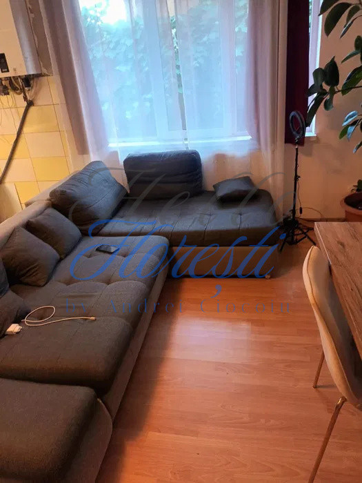 Se inchiriaza,apartament 3 camere, 66 mp, Floresti|Eroilor