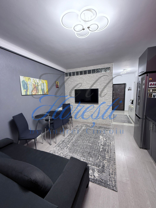 Apartament 2 camere 51 mp si 5 mp in Floresti zona Vivo 