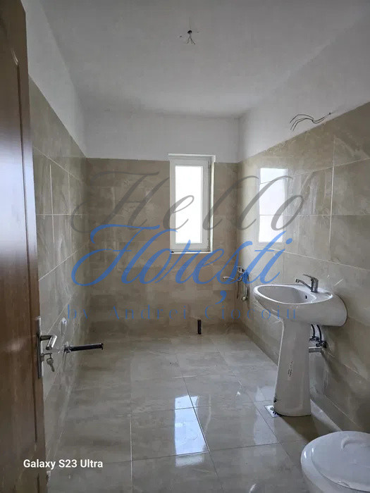 Spatiu comercial, zona Eroilor!