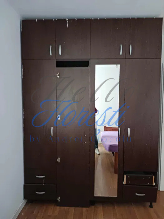 Apartament 2 camere 44mp, finisat, necesita renovare, Floresti, Terra.