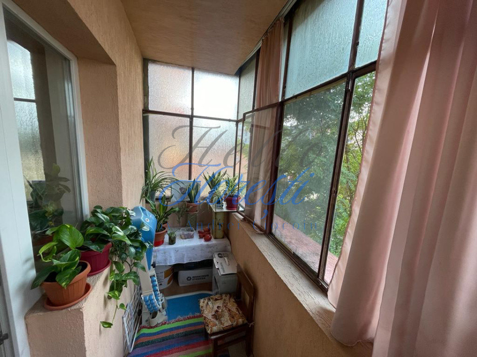 Apartament 3 camere , 62 mp ,Zona Gheorghe Doja , Floresti 