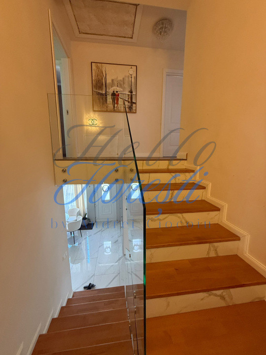 Casa însiruita, 5 camere, 160 mp, zona Teilor 