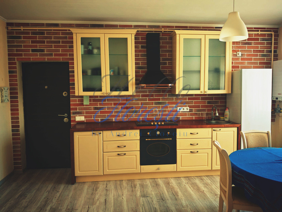 Apartament 2 camere 55mp, decomandat, parcare inclusa, Subcetate