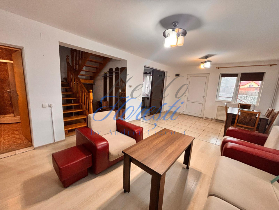 Triplex 100 mp, zona Avram Iancu, Floresti