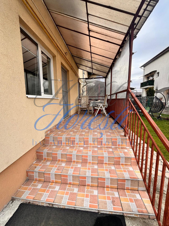 Triplex 100 mp, zona Avram Iancu, Floresti
