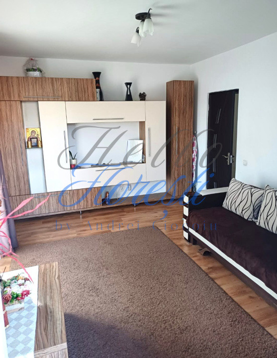 Apartament 2 camere 51 mp, 3 balcoane, Eroilor, parcare inclusă